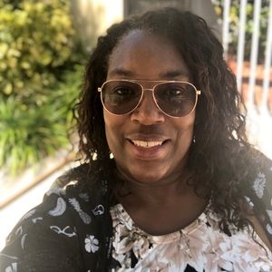 Meet your Posher, Antionette